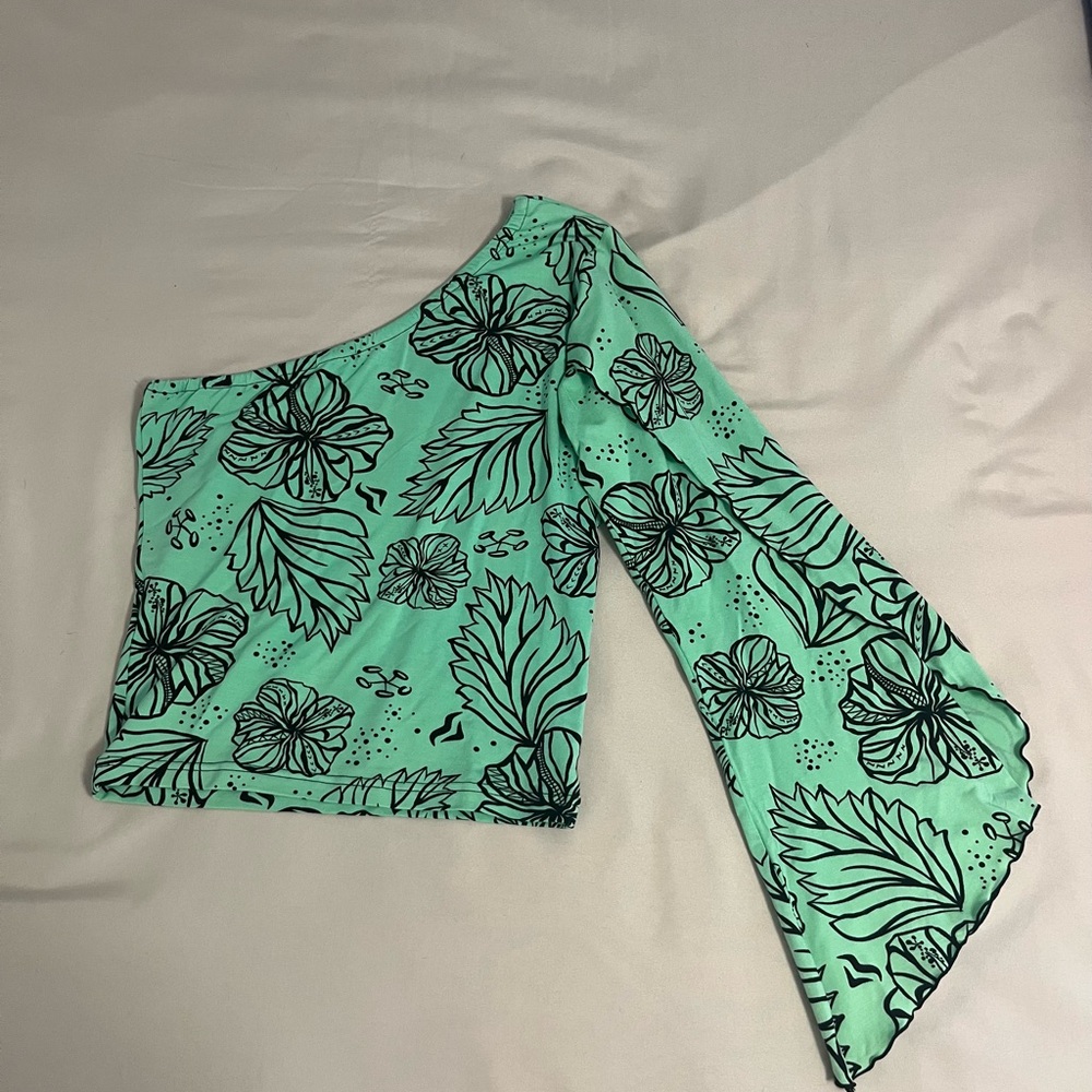 Missing Polynesia One-Shoulder Green Floral Top